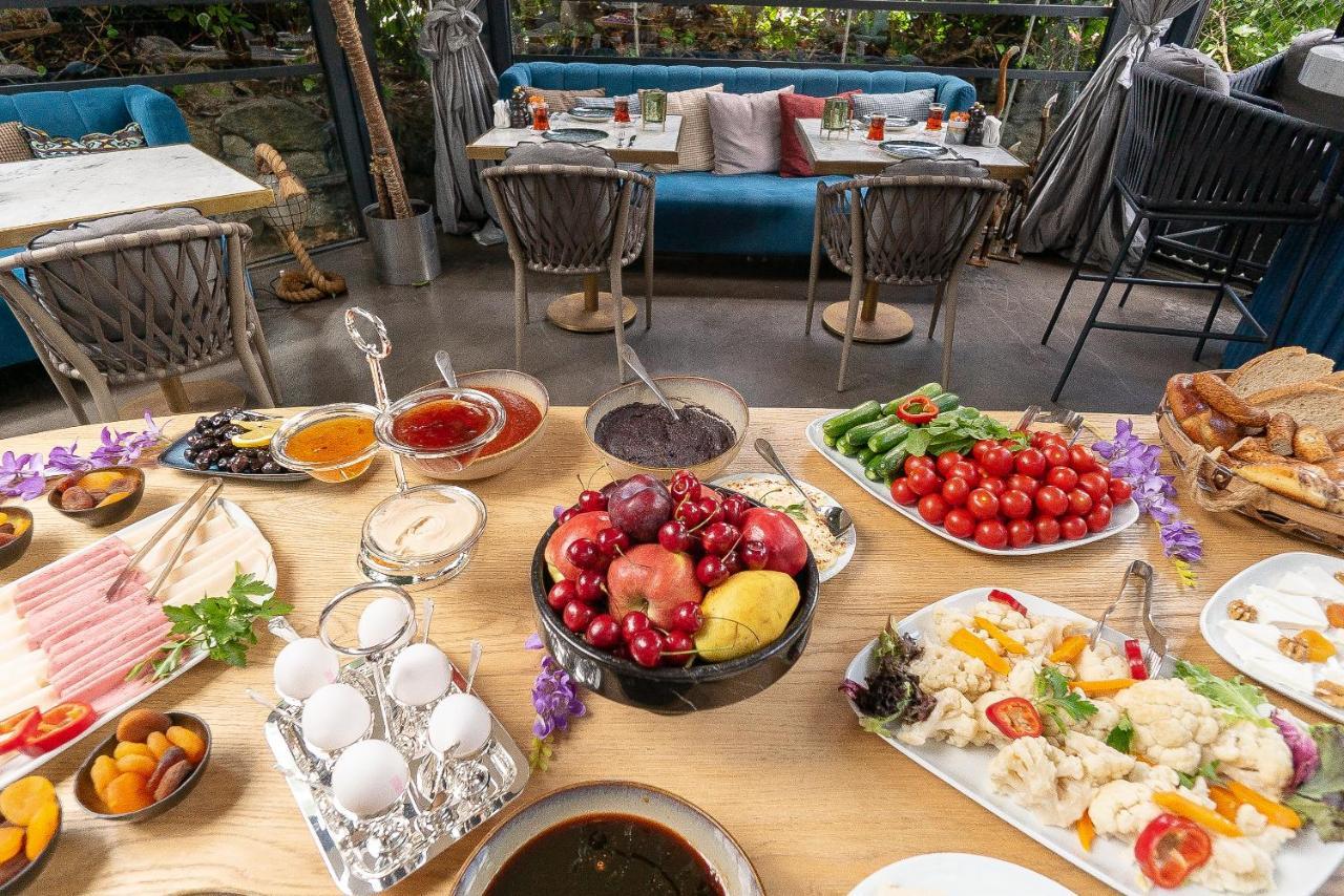 Malta Bosphorus Hotel Истанбул Екстериор снимка
