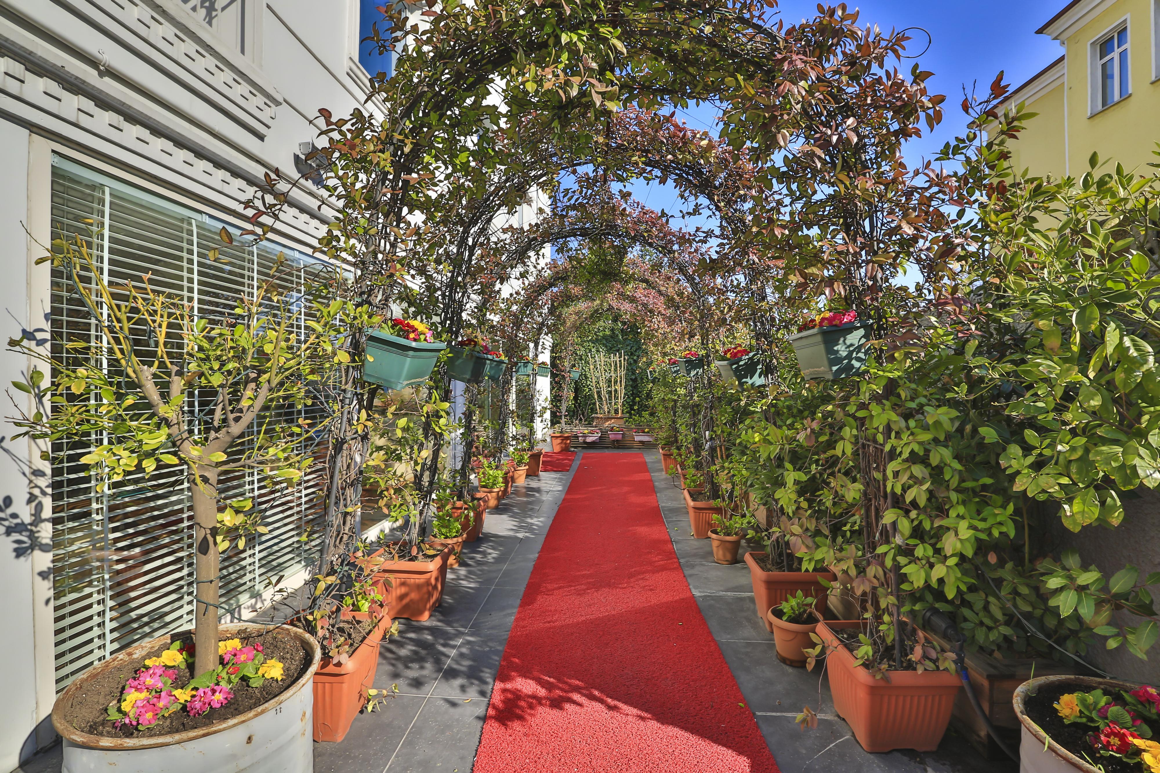 Malta Bosphorus Hotel Истанбул Екстериор снимка